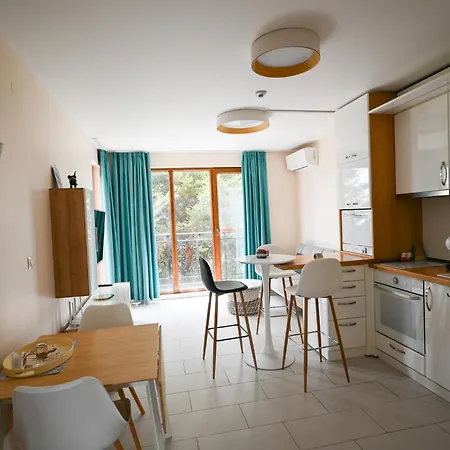 Summer Host Paradise Garden Apartamento